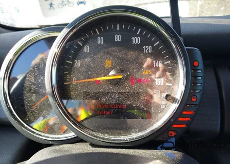 2016 Mini Convertible Cooper z USA, uszkodzony, nr VIN WMWWG5C56G3C18852